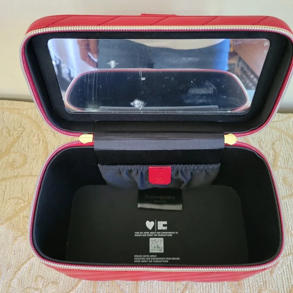 Yves Saint Laurent Beaute Red Chevron Quilted Vanity‎ Case Makeup Bag Mirror NEW